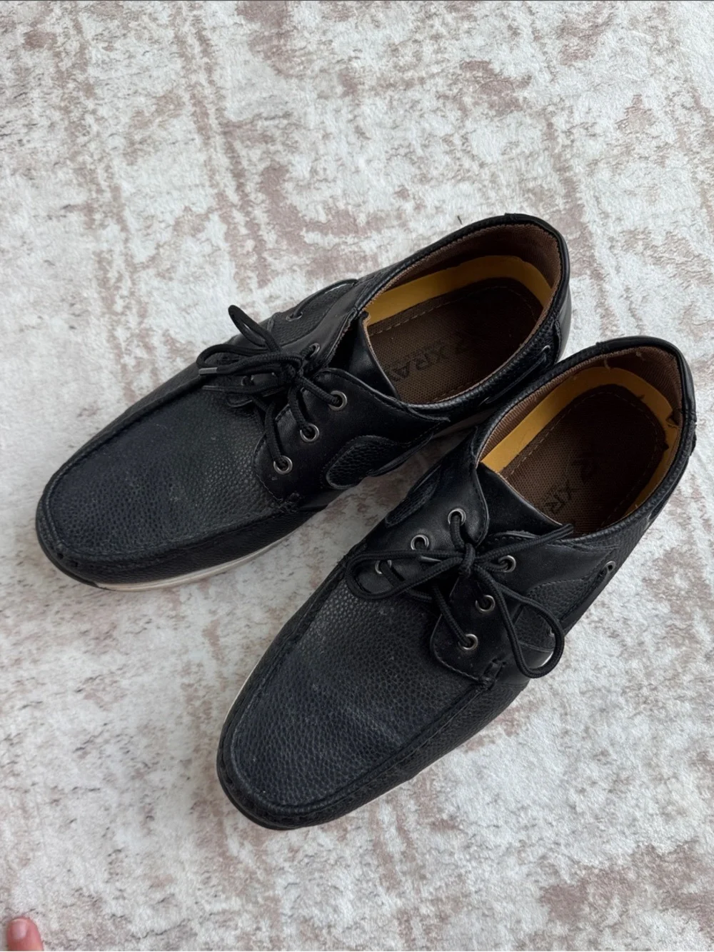 Men's Black Boat Shoes with Lace-Up Comfort